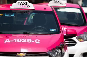 CDMX modernizará taxis rumbo al Mundial 2026: alistan app y capacitación turística para conductores