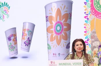 CDMX va por Mundial Verde: sin plásticos, con vasos reutilizables y matracas de bambú
