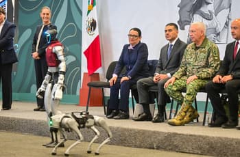 Conoce a Ceci y al cachorro K7, los robots del C5 que ayudan a combatir el crimen en Edomex