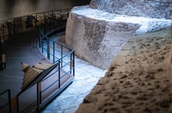 Viaja a las profundidades de Tenochtitlán: visita el juego de pelota y el Templo de Ehécatl