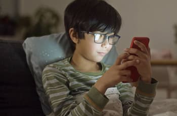 Gobierno Federal propondrá regular el uso de IA y redes sociales en niños y adolescentes