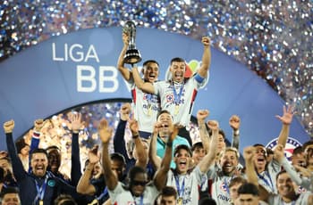Charly Rodríguez, el capitán de Cruz Azul que lidera con futbol: “Me quedé con mi club y salí campeón”