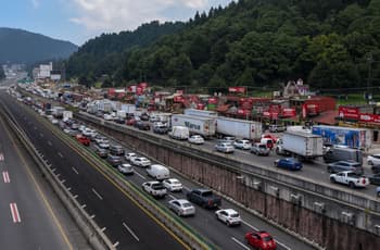 Cierran carriles de la México-Toluca desde hoy: horarios, tramo y hasta cuándo durarán las obras