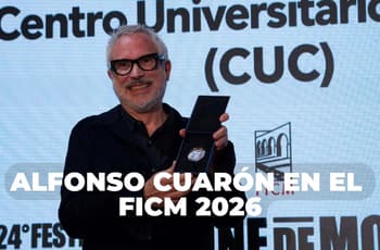 ¡Goooya, goooya! Alfonso Cuarón recibe la Medalla Filmoteca UNAM en el FICM 2026