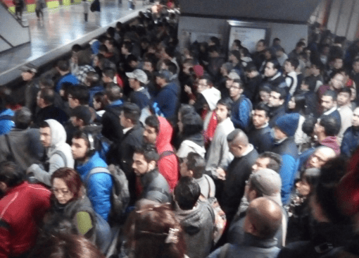 caos en la línea 7