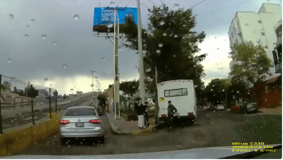 asalto en Constituyentes