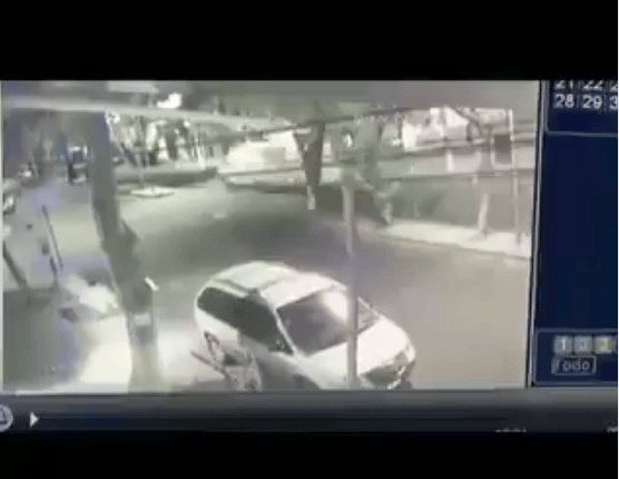 paseó con el sonido de la alerta