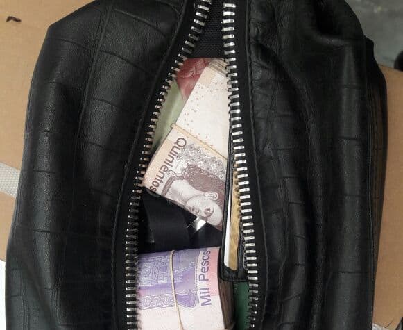 maleta con 100 mil pesos