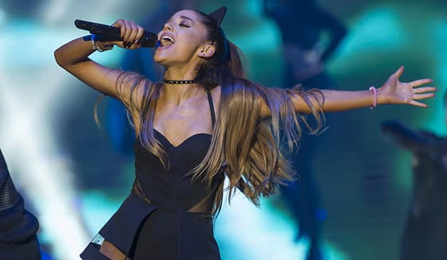 Ariana Grande en el Palacio de los Deportes