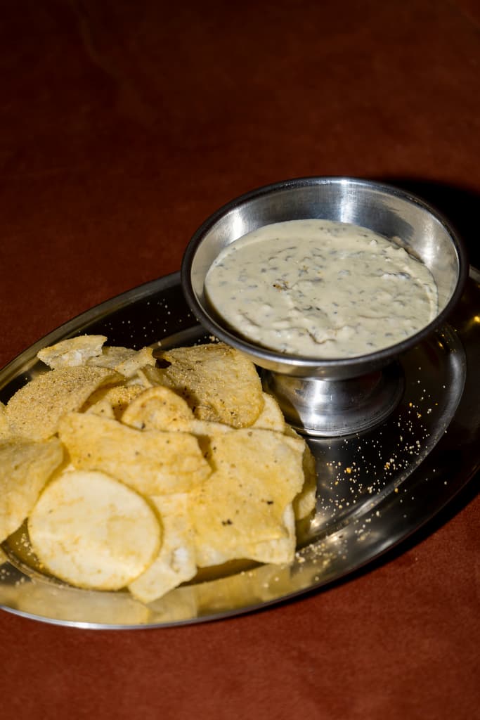 Bar Latosa - Dip de cebollín y ajo rostizado 01