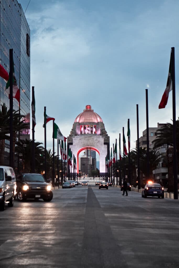 Niños GRATIS en el Mirador del Monumento a la Revolución durante abril 2026 | Foto: Fiamma Piacentini