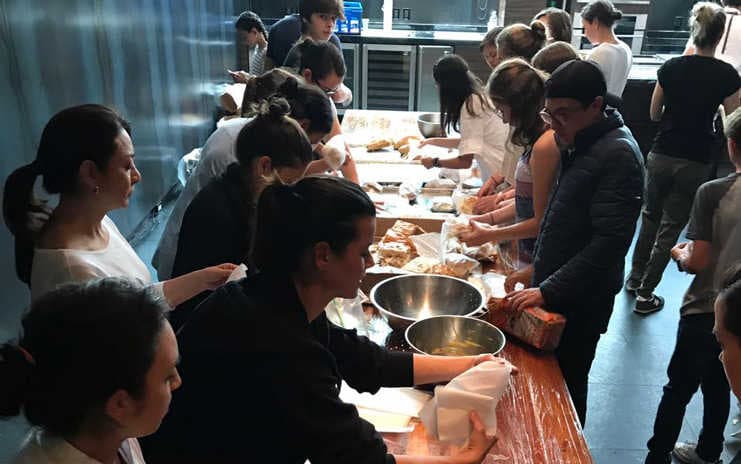 Todas la ayuda es invaluable