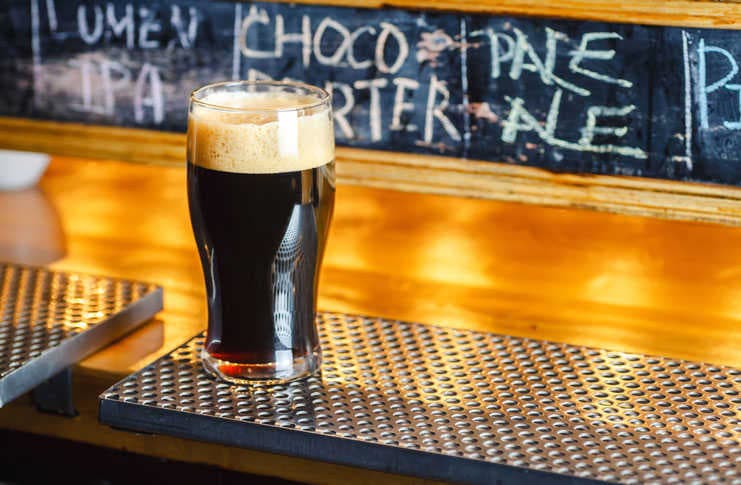 Cerveza artesanal estilo stout
