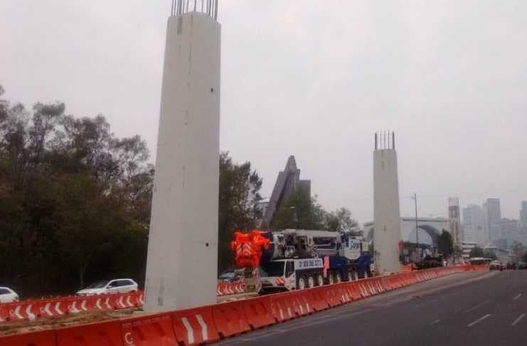 Columnas tren toluca