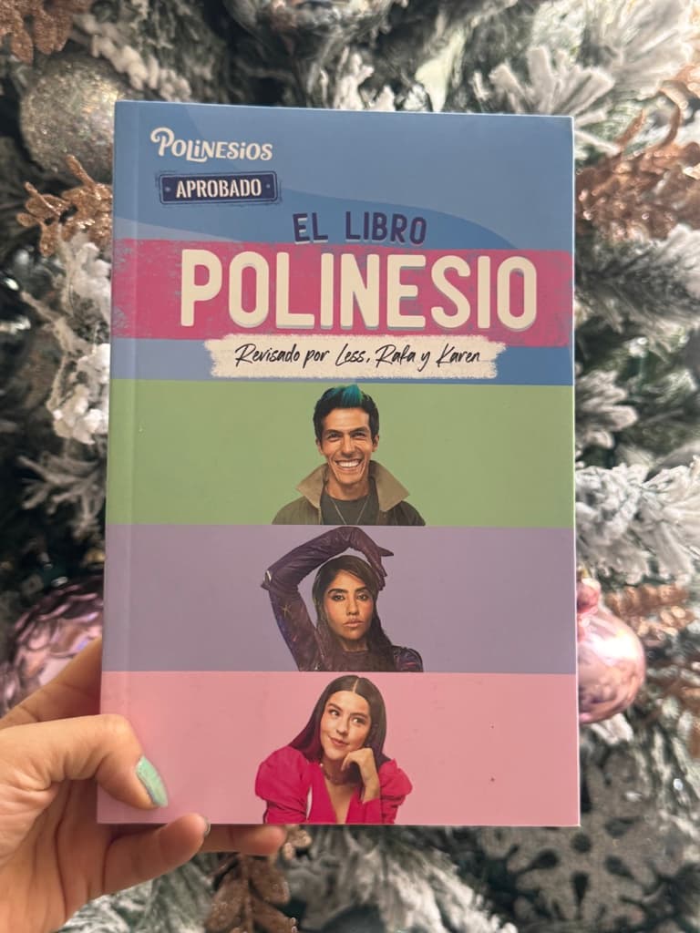 Libros para regalar en el intercambio de Navidad | Foto: Liz Basaldúa