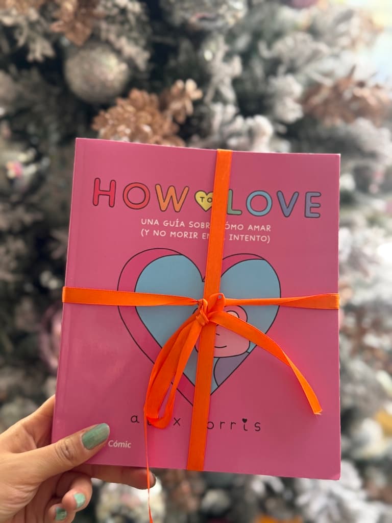 Libros para regalar en el intercambio de Navidad | Foto: Liz Basaldúa