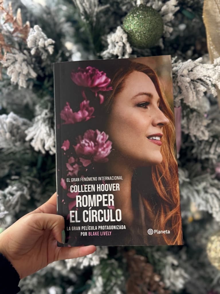 Libros para regalar en el intercambio de Navidad | Foto: Liz Basaldúa