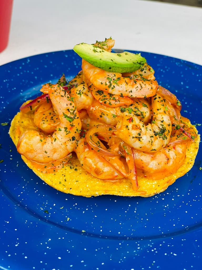 Comida típica mexicana en Santa Úrsula antes del partido