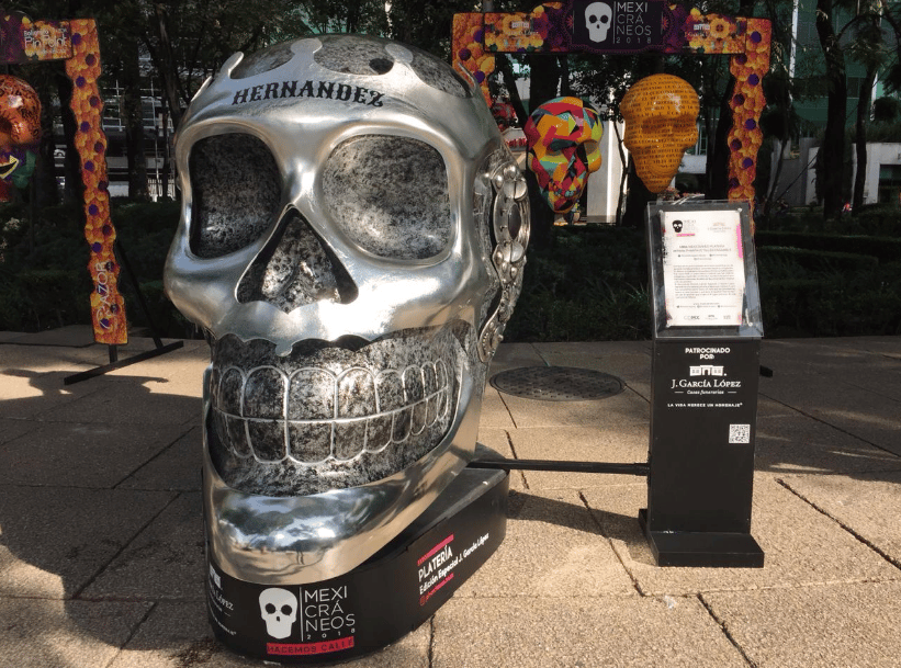 Mexicráneos en Paseo de la Reforma