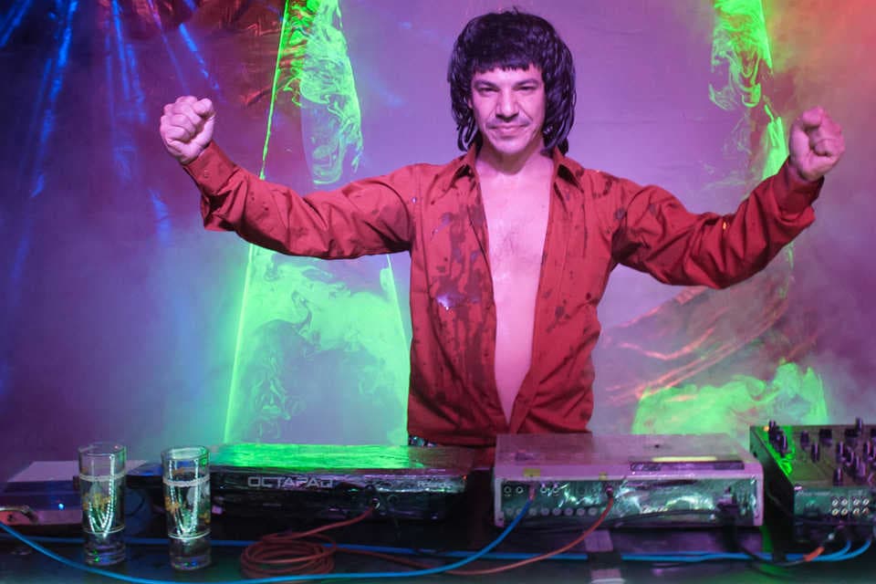 Silverio y Niña Dioz gratis en Iztapalapa