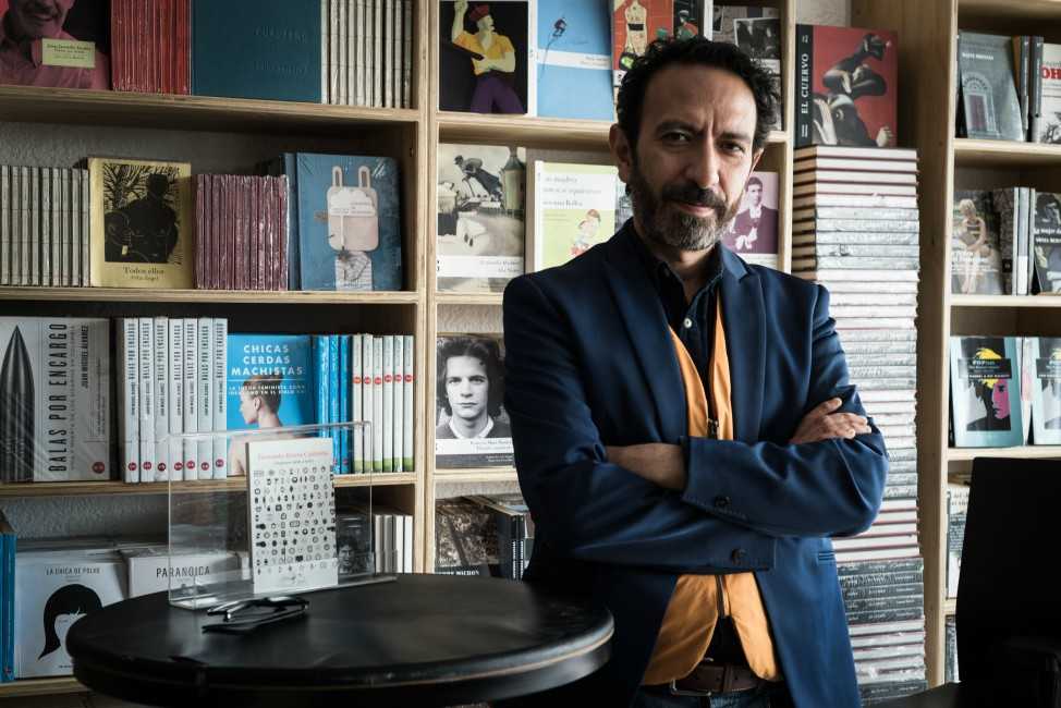 Fernando Rivera Calderon poemario